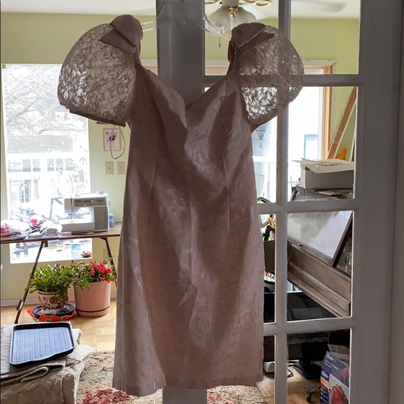 Dress - Picture 1 of 2